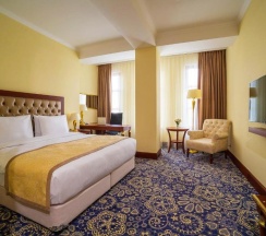 Двухместный номер двуспальная кровать в Ramada by Wyndham Almaty