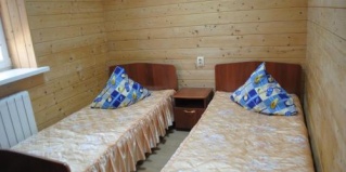 Большие Нырси: Отель 900 км