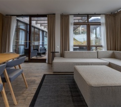 Вилла с 3-мя спальнями и панорамным видом на горы c Джакузи на террасе в Skypark