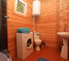 Коттедж деревянный двухэтажный четырехместный в Бирюза-Юг