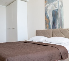 Трехкомнатные апартаменты с двумя спальнями (6-14 этаж) в Real Apartments Sochi