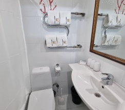 4- местный номер с раздельными кроватями в Жемчуг