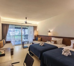 Номер Premier с видом на море в Southsea Khaolak Beach Resort
