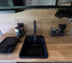 Четырёхместный коттедж с красивым видом из окна в Болото