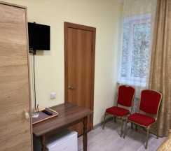 Двухместный номер категории «Стандарт Плюс» с одной двуспальной кроватью в Концерт на Таганской