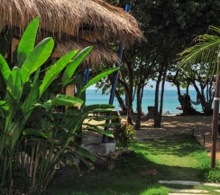 Бунгало Deluxe с видом на море в LaLaanta Hideaway Resort