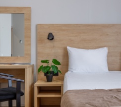 Люкс 101 102 203 204 303 304 в Grey`s hotel