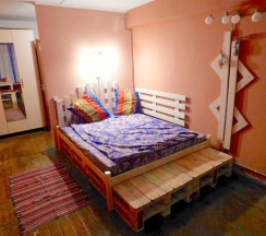 Отдельный двухместный номер с ОДНОЙ!!! кроватью. в Акка Книбекайзе