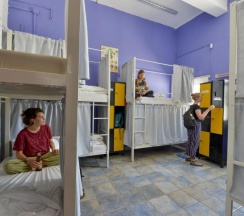 Кровать в общем номере в Caravan Hostel Tel Aviv By Roger Age 18-45
