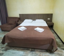 Семейный в Элион