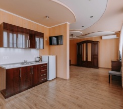 Апартаменты с кухней в Монарх