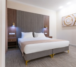 СУПЕРИОР ВЫСОКИЙ ЭТАЖ в Grand Yan Hotel