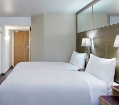 Двухместный номер Standard 2 отдельные кровати в Club Quarters Hotel in Washington DC