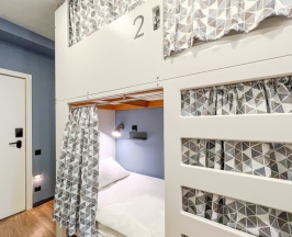 Стандарт 4-местный мужской (№327) в Друзья Граффити