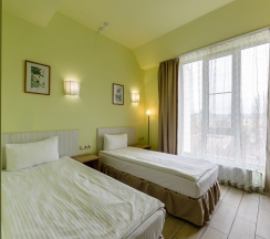 Номер первой категории (двухместный) 2 раздельные кровати в Central inn