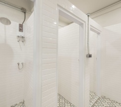 Кровать в общем номере (женский номер) в Bed & Bike Hostel