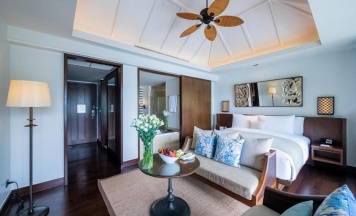 Двухместный Люкс с бассейном двуспальная кровать в Anantara Layan Phuket Resort