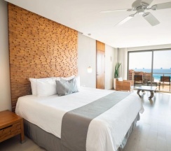 Четырёхместный полулюкс Finisterra в Sandos Finisterra All Inclusive