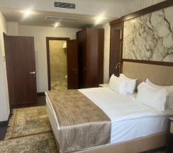 Двухместные апартаменты двуспальная кровать в Best Western Plus Astana