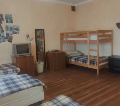 Кровать в общем номере (женский номер) в В городе N
