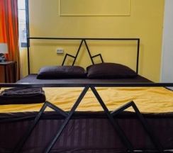 Шестиместные апартаменты с красивым видом из окна в Аибга