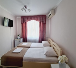 2-местный номер эконом в Золотой Лев