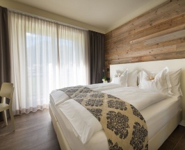 Двухместный номер Comfort с балконом двуспальная кровать в Hotel Sporting - Family Hospitality