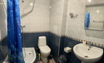 Трехместный номер с двуспальной и односпальной кроватями в Сан-Мари