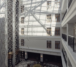Классик с 1 кроватью с видом в атриум в Tsar palace luxury hotel