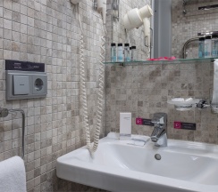 Стандарт улучшенный с односпальной кроватью в Marins Park Hotel Нижний Новгород
