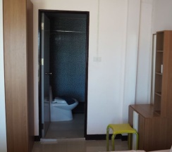 Номер Superior с балконом и с видом на город в Wilai Guesthouse