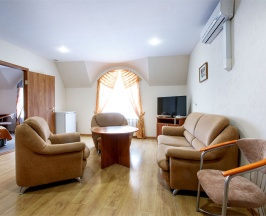 Люкс 3-х комнатный в Эврика