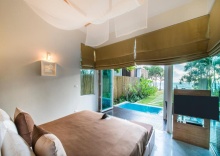 Люкс beachfront в Aleenta Phuket Phang Nga Resort and Spa