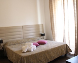 Трёхместный номер Deluxe в Hotel Villa del Lauro