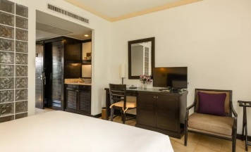 Двухместный номер Deluxe с видом на сад двуспальная кровать в Centara Kata Resort Phuket