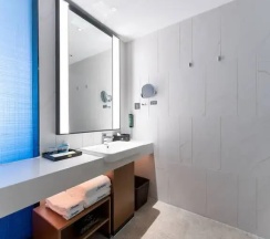 Двухместный номер Superior Deluxe (2 отдельные кровати) в Hampton by Hilton Guangzhou Jinshazhou