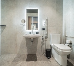 Семейный Супериор для маломобильных гостей в Rilas Hotel 4