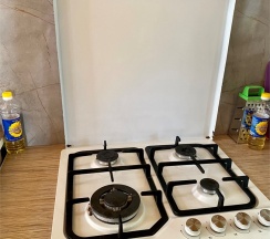 Четырех местный комфорт с балконом в Александра