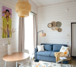 Лев на Апероле с индивидуальной костровой зоной (оснащение дома, стоимость банного чана и бани см. Подробнее) в Dacha