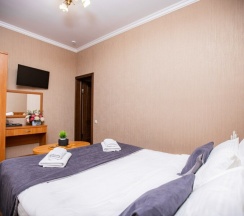 Семейный двухкомнатный до 4 гостей с балконом в Джульетта