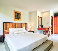 Коттедж в Sunny Resort Lake House