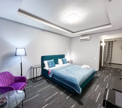 Делюкс с балконом и двуспальной кроватью в Moscow Point-Red October