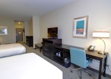 Четырёхместный номер Standard в Holiday Inn Express & Suites Austin South, an IHG Hotel