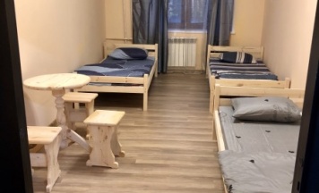 Эконом трехместный, ванная комната на этаже в Звезда