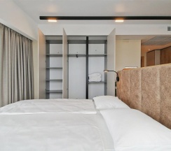 Вип Юник в Ластадие