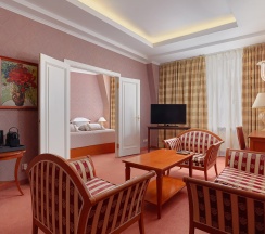 Джуниор сюит в Author Boutique Hotel