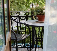 Номер "Романтик" с балконом Balcony Deluxe Room Dbl/Sngl в Trezzini