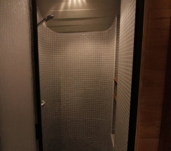 Вилла c 1 комнатой с балконом и рядом с пляжем в Sunset Park Resort and Spa