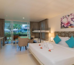 Семейный номер Deluxe в The Briza Beach Resort Khaolak