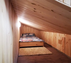 Номер 4-х местный с нишами в GreenCamping